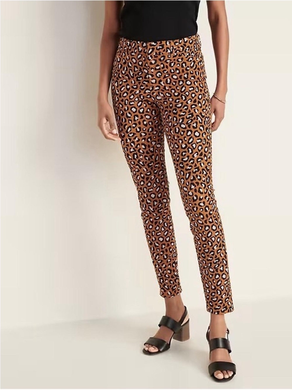 Old Navy Mustard Yellow Leopard Print Pixie Ankle Pants Sz 8